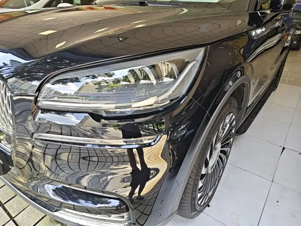 Lincoln Aviator (Import) — миниатюра 24