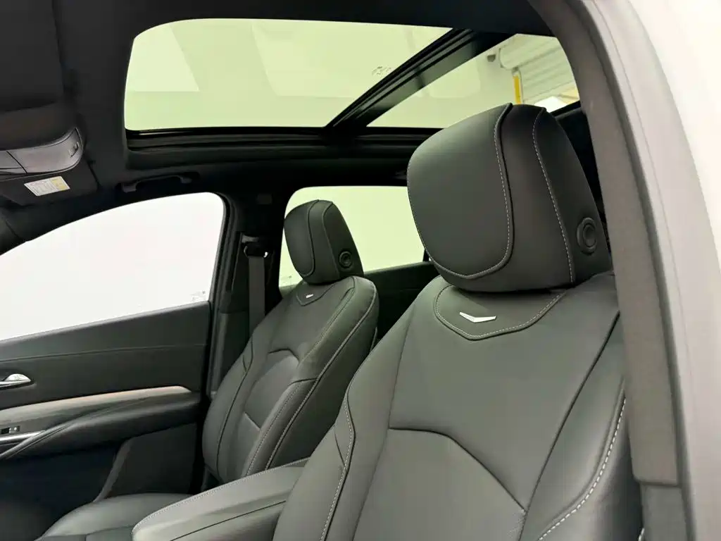 Cadillac XT4 — миниатюра 24