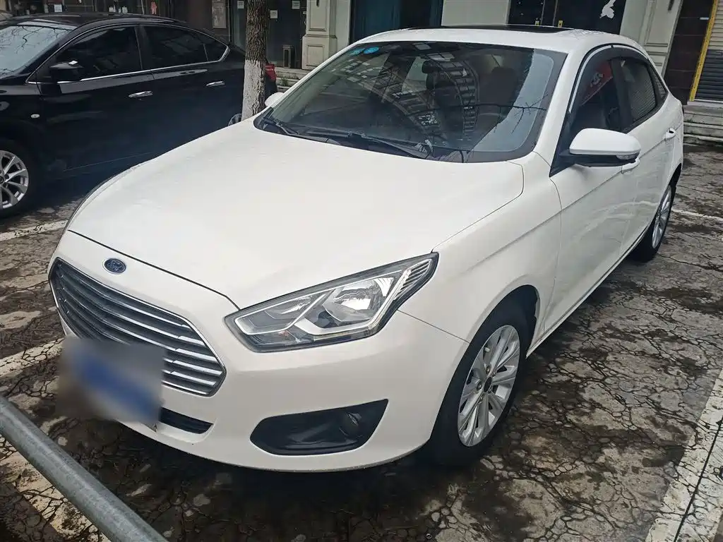 Ford Escort 2018