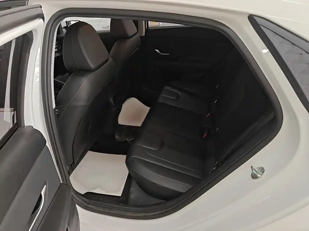Hyundai Elantra — миниатюра 17
