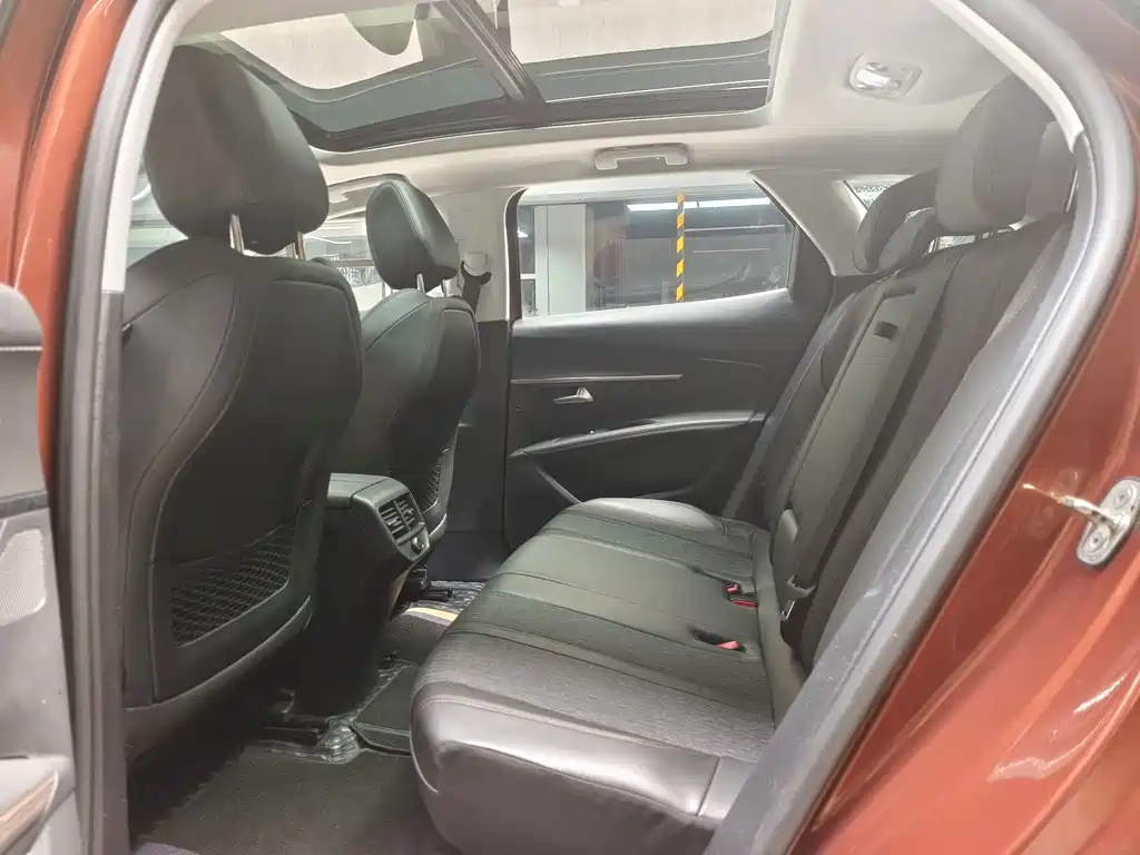 Peugeot 4008 — миниатюра 9