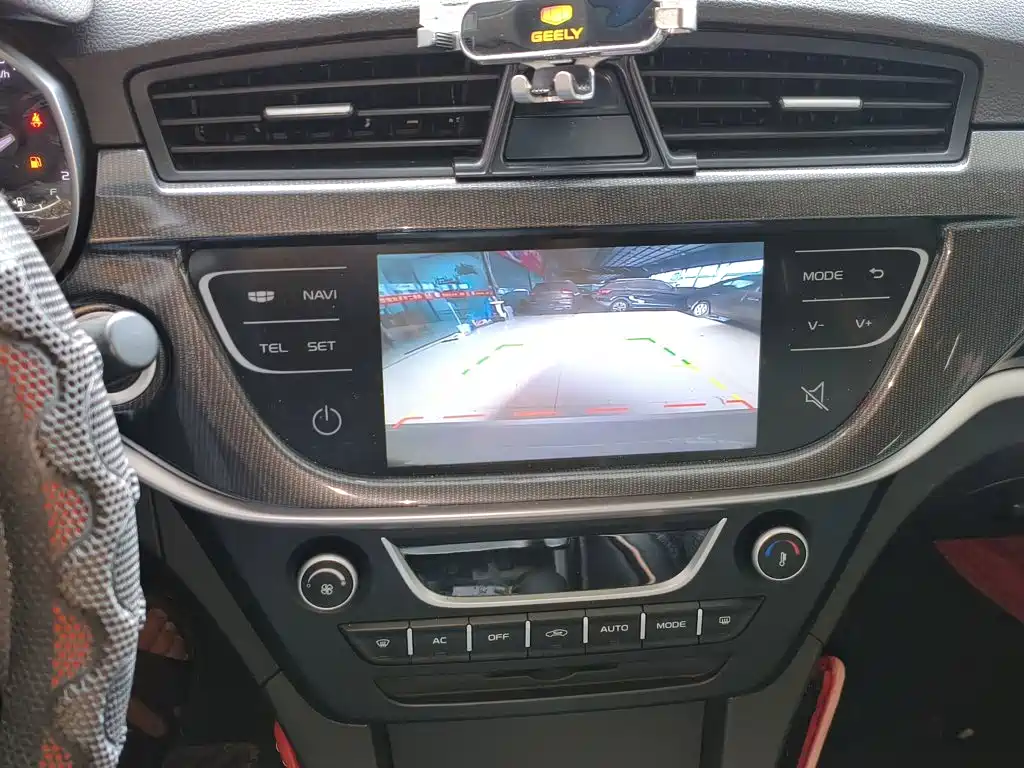 Geely Emgrand — миниатюра 13