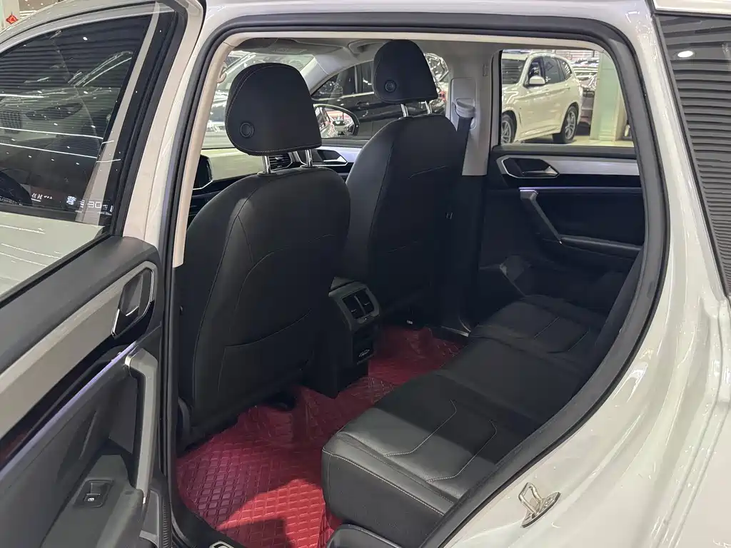 Volkswagen Tayron — миниатюра 8