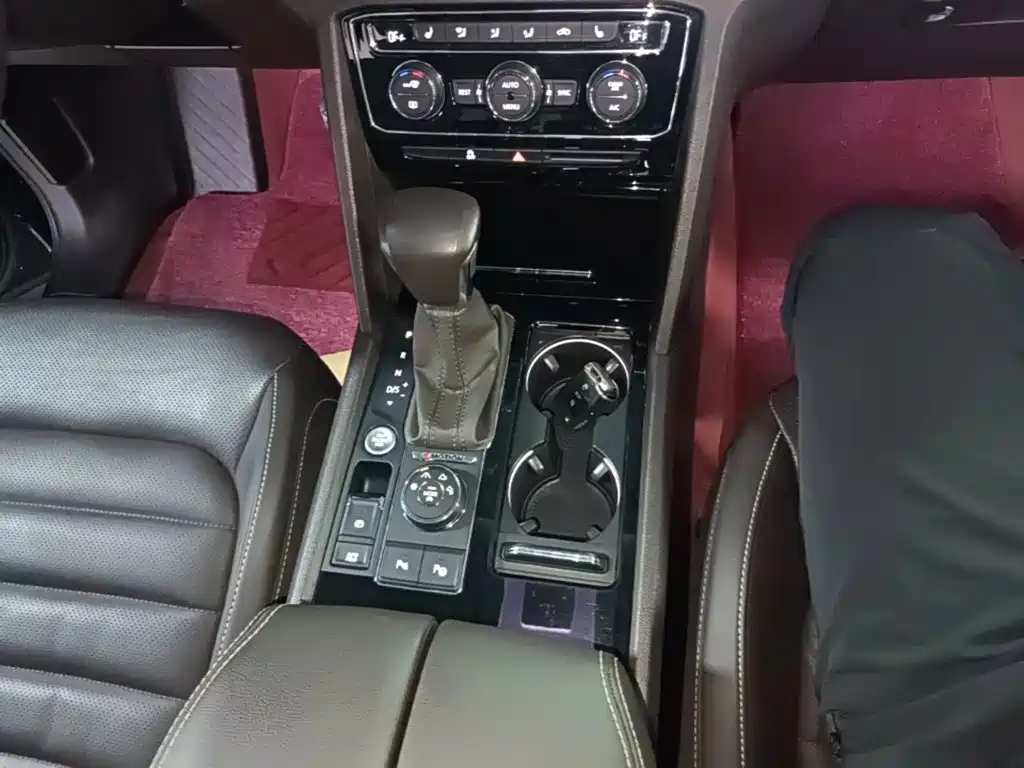 Volkswagen Teramont — миниатюра 14