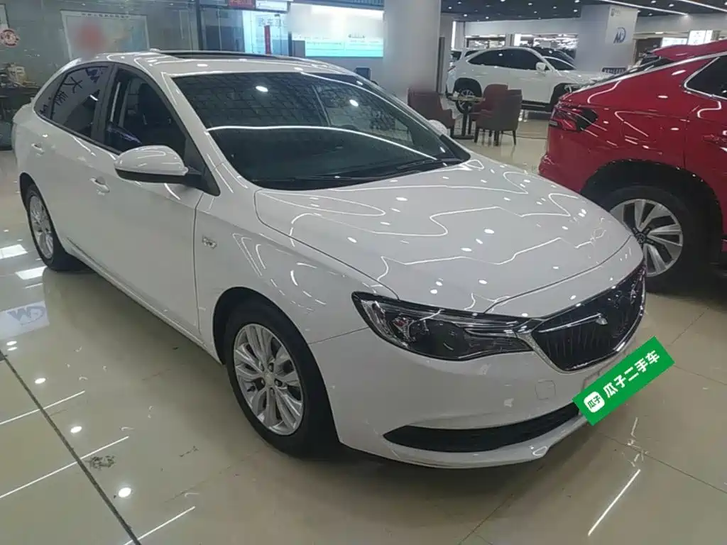 Buick Excelle — миниатюра 4
