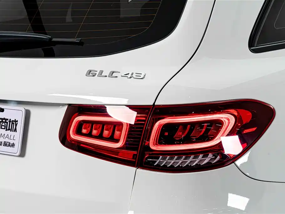 Mercedes-Benz GLC AMG — миниатюра 8