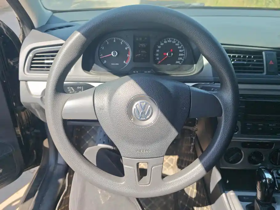 Volkswagen Lavida — миниатюра 15