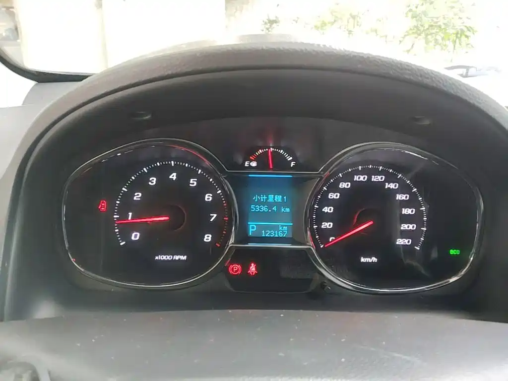 Chevrolet Captiva — миниатюра 12