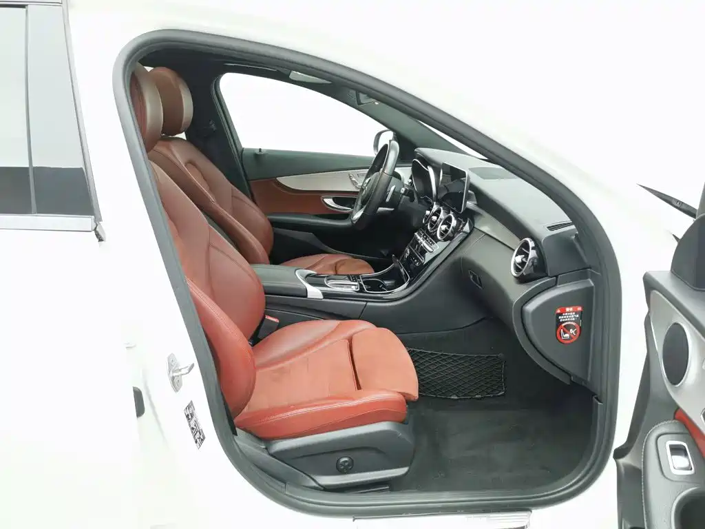 Mercedes-Benz C-Class — миниатюра 23