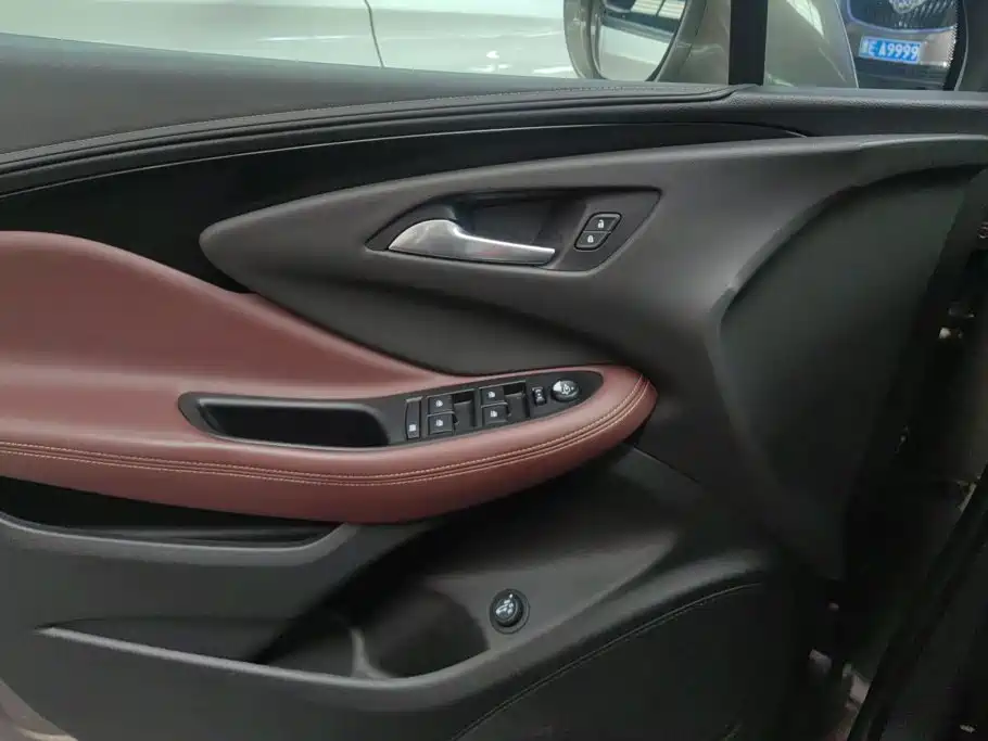 Buick Envision Plus — миниатюра 7