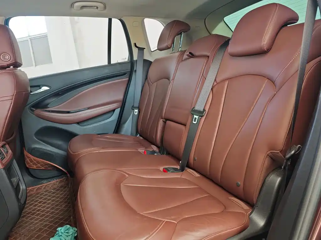 Buick Envision Plus — миниатюра 9