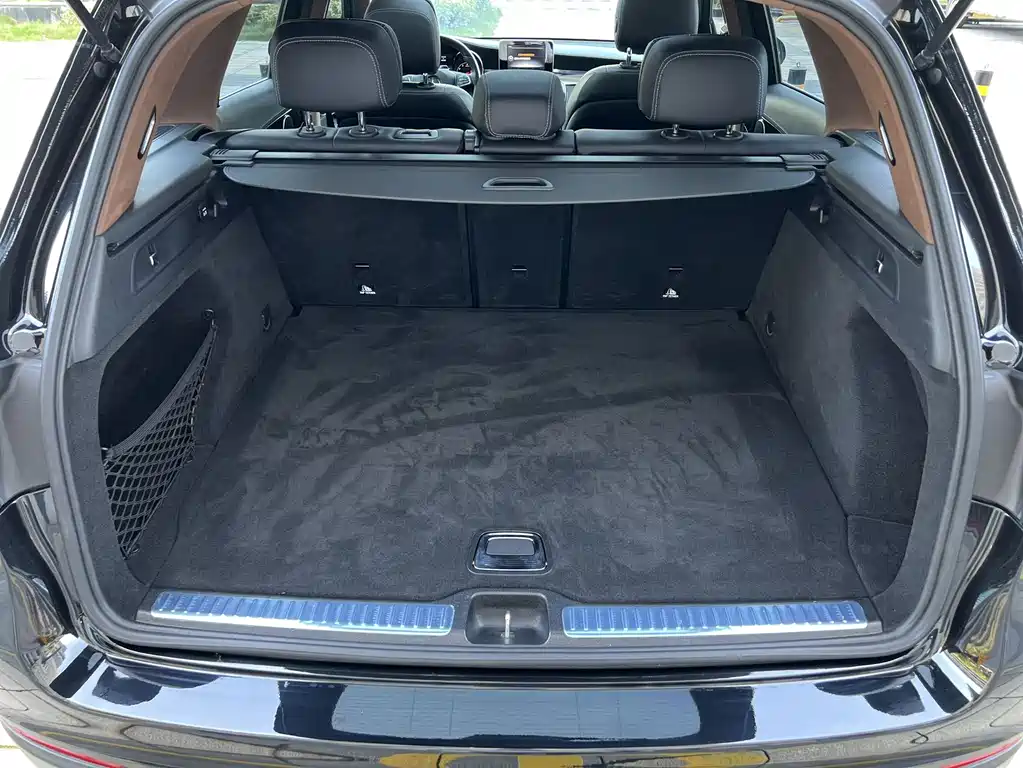 Mercedes-Benz GLC 2016 GLC 260 4MATIC Luxury