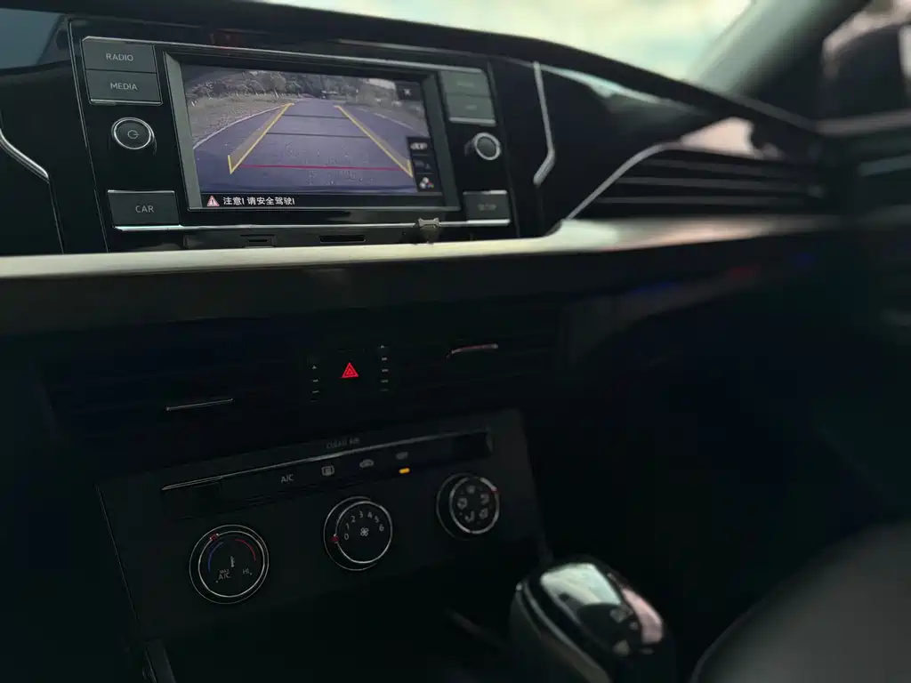 Volkswagen Passat — миниатюра 10
