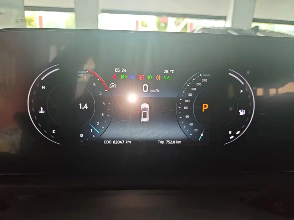 Ford Equator Sport — миниатюра 12