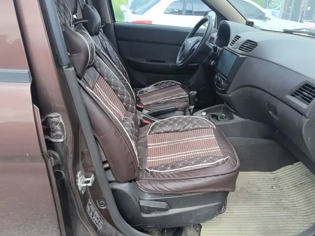 Wuling Hongguang — миниатюра 25
