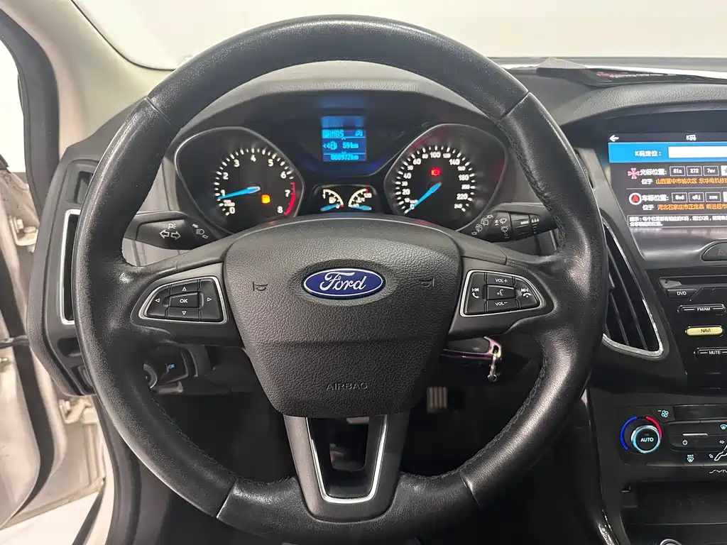 Ford Focus — миниатюра 8