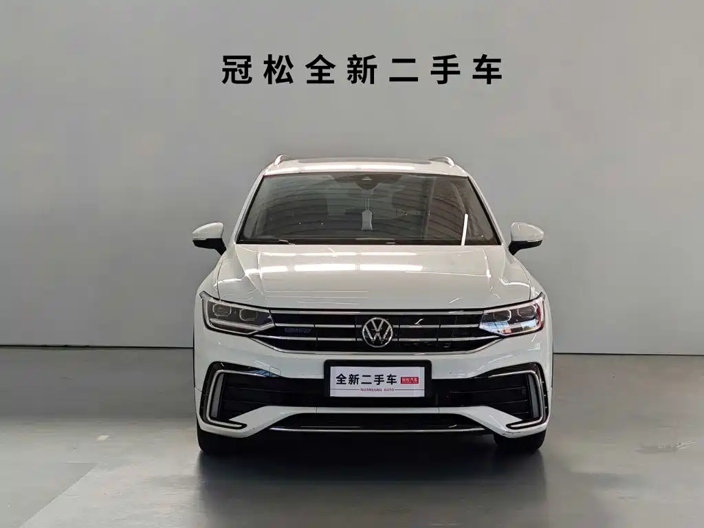 Volkswagen Tiguan L PHEV — миниатюра 2