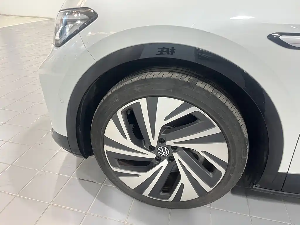 VOLKSWAGEN ID.4 CROZZ