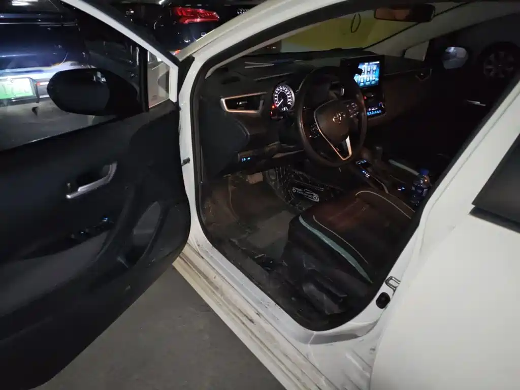 Toyota Corolla — миниатюра 12