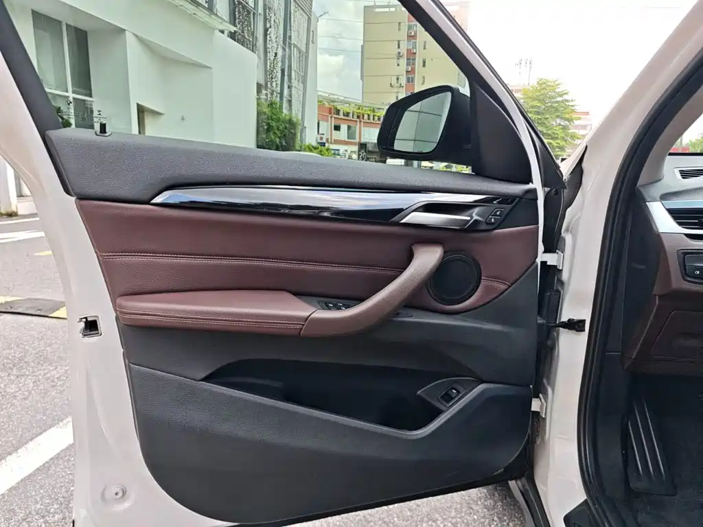 BMW X1 - фото 22