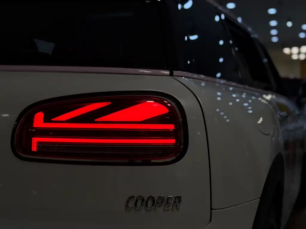 MINI Mini Clubman — миниатюра 10