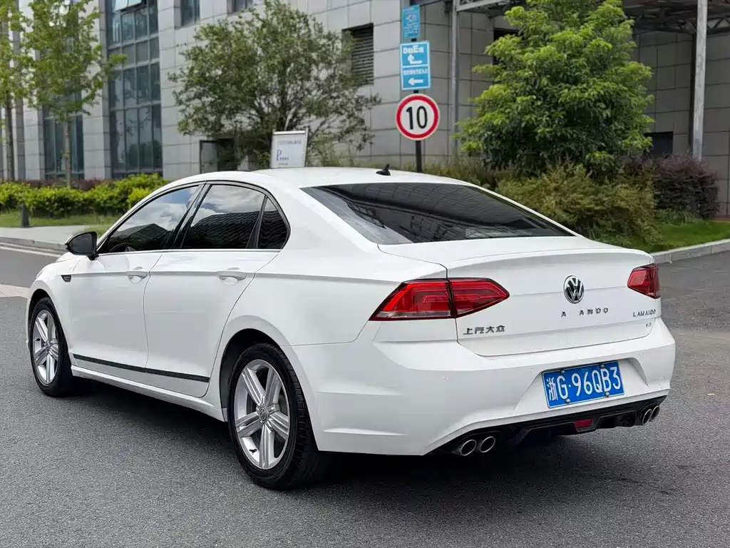 Volkswagen Lamando — миниатюра 11