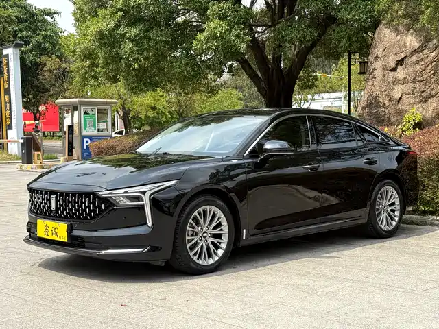2023 Bestune B70