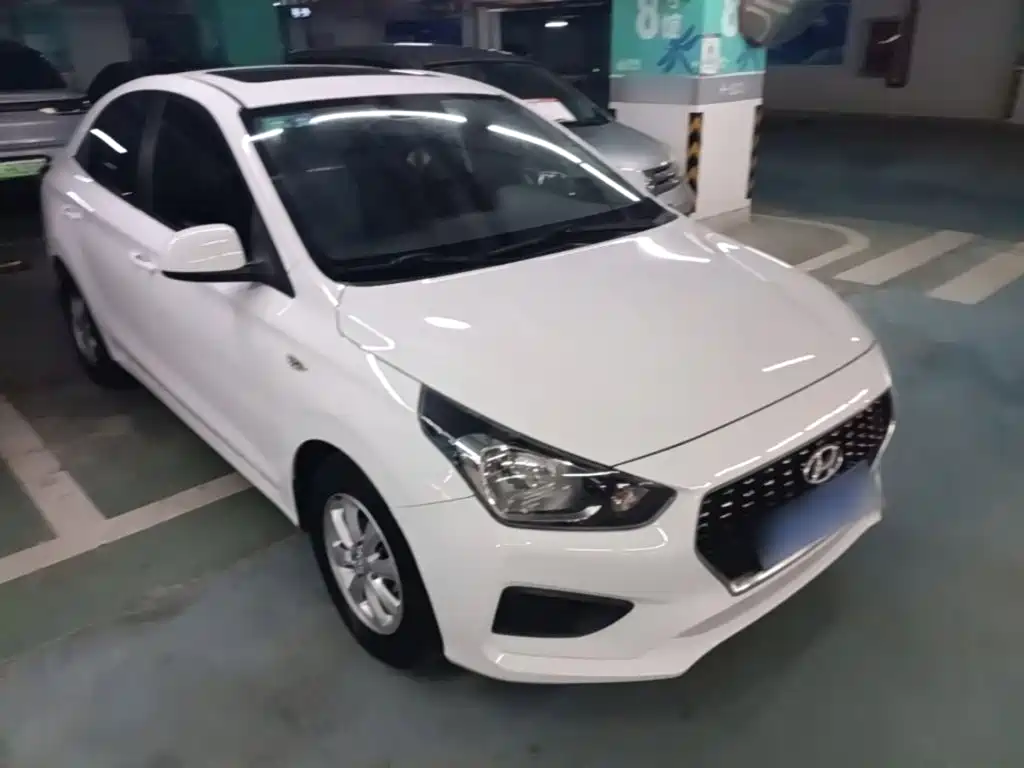 Hyundai Verna — миниатюра 4