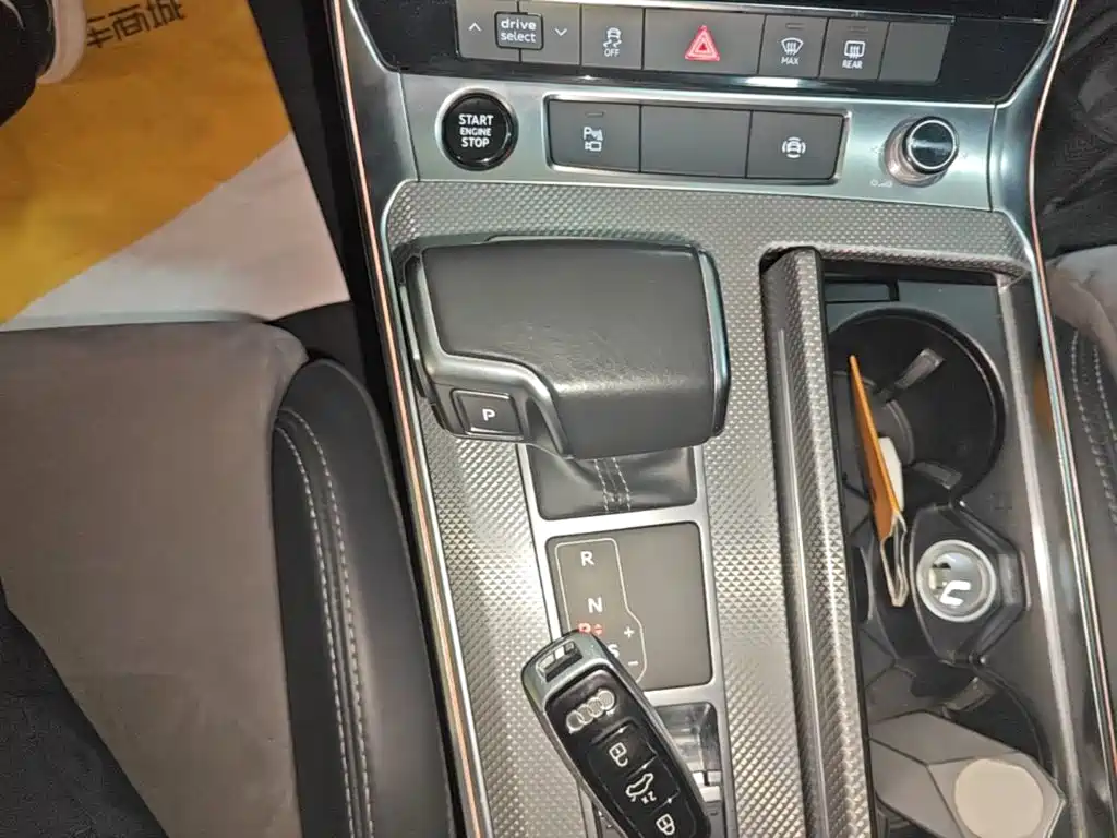 Audi A6L — миниатюра 14