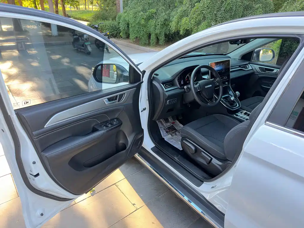 Haval M6 — миниатюра 12