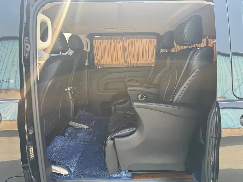 Mercedes-Benz Vito — миниатюра 8