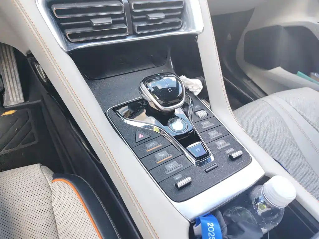 BYD PLUS New Energy — миниатюра 7
