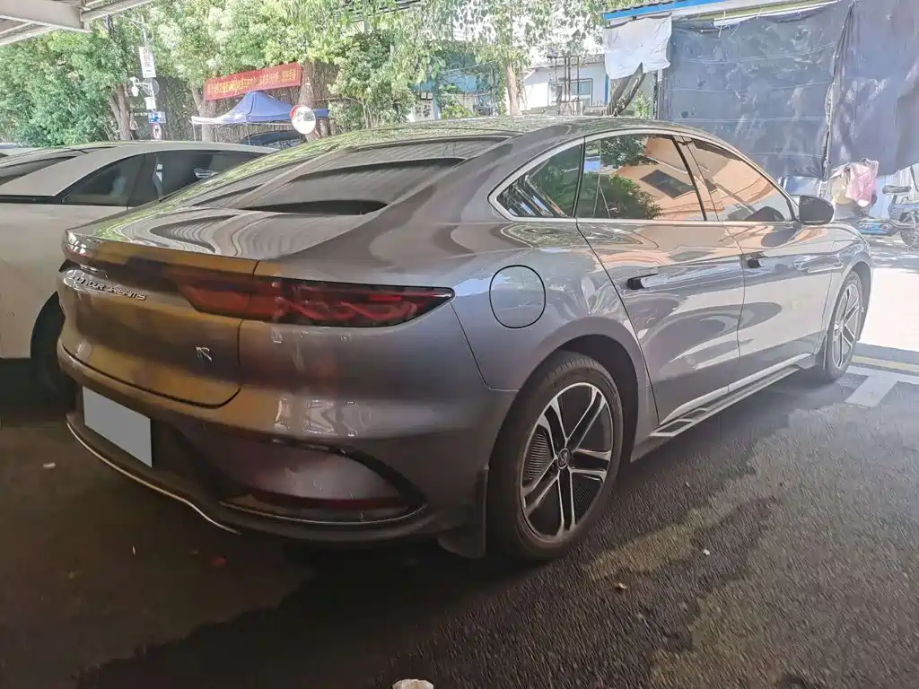 BYD Han — миниатюра 11