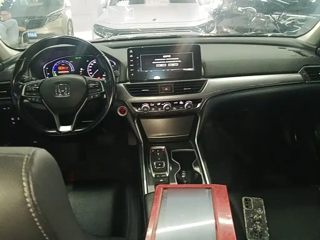 Honda Accord — миниатюра 10