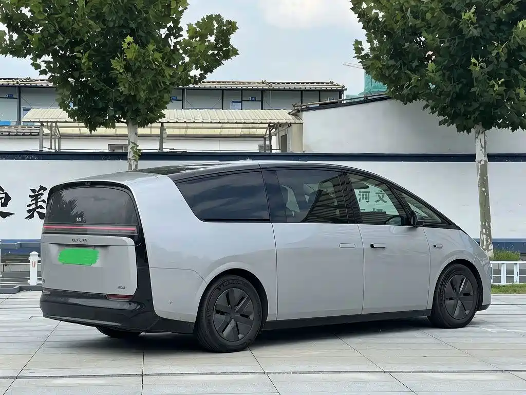 Li Auto Li MEGA — миниатюра 6