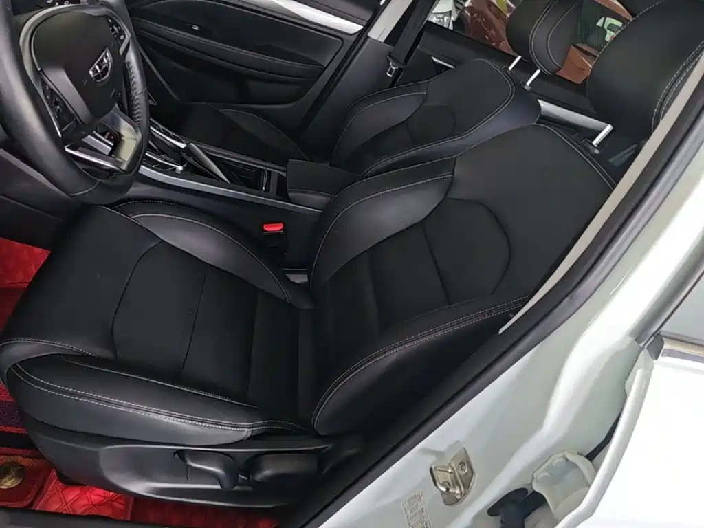 Geely Emgrand — миниатюра 15