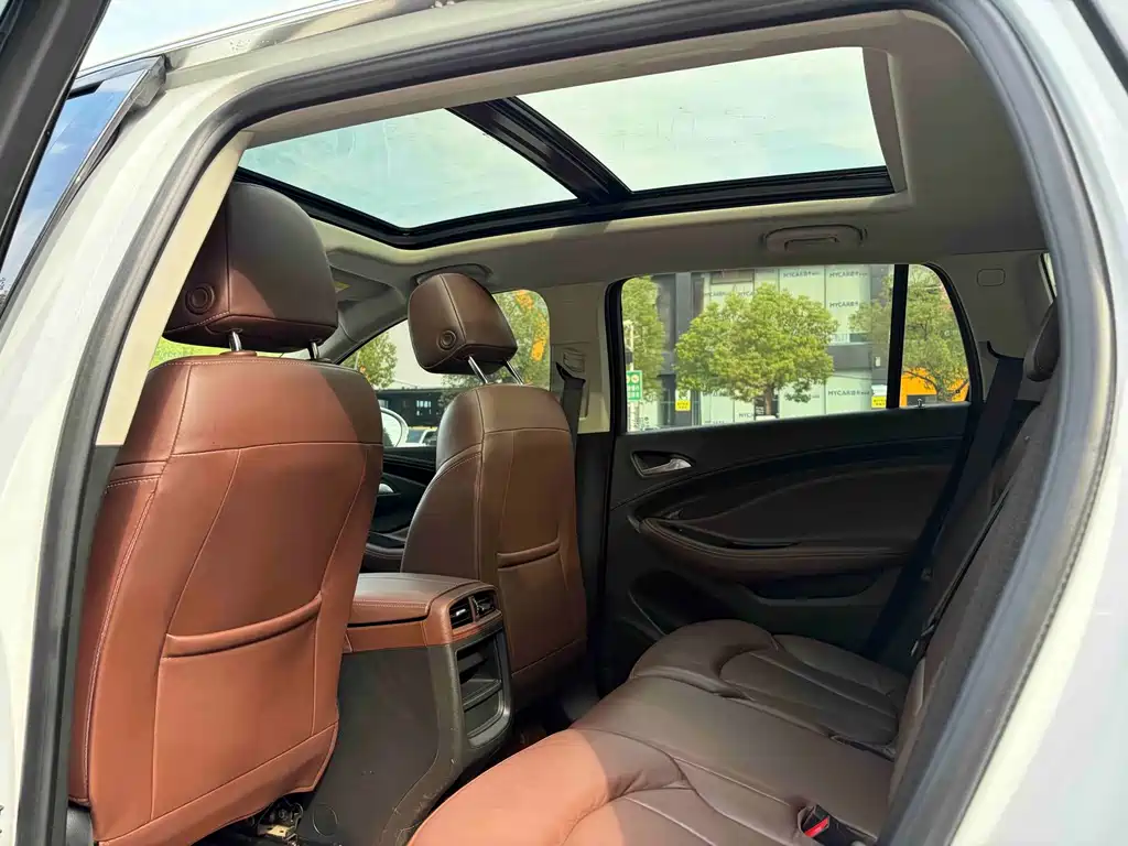 Buick Envision Plus — миниатюра 11
