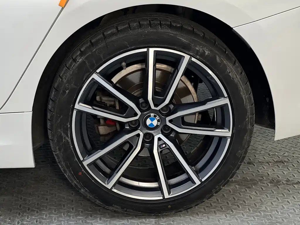 BMW 3 Series — миниатюра 22