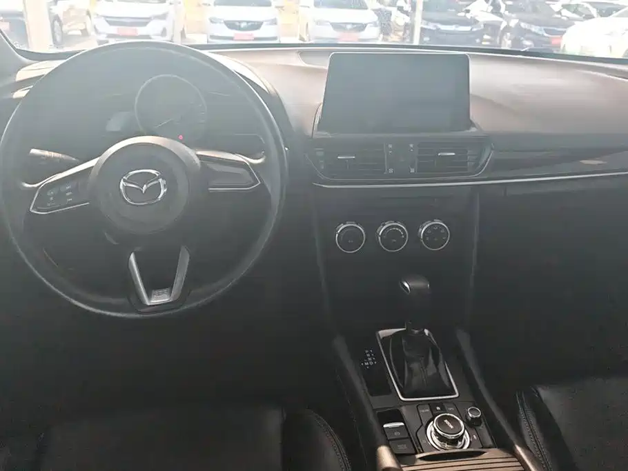 Mazda CX-4 — миниатюра 12