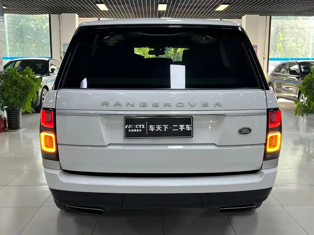 Land Rover Range Rover — миниатюра 5