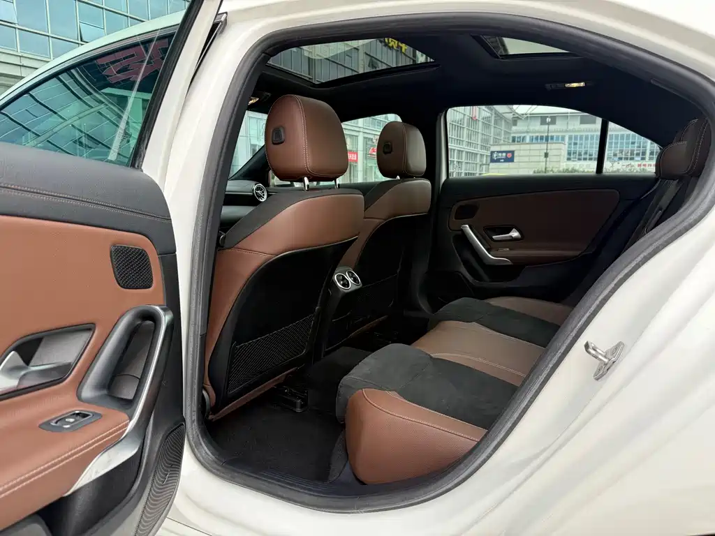 Mercedes-Benz A-Class — миниатюра 4