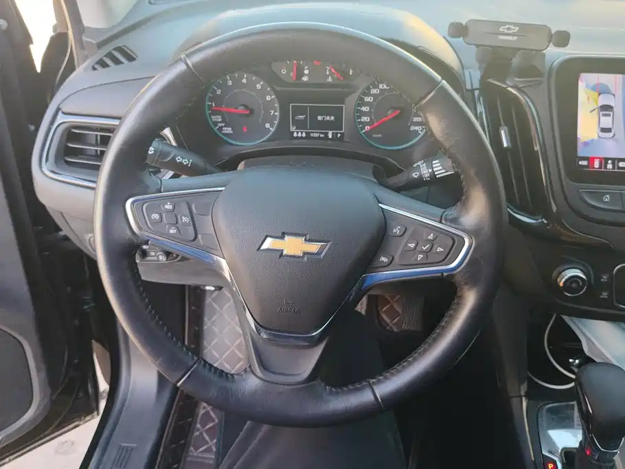 Chevrolet Equinox — миниатюра 15