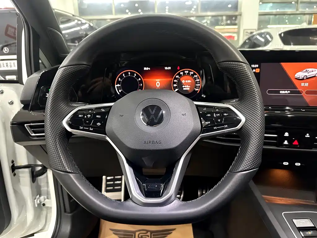 Volkswagen Golf — миниатюра 7