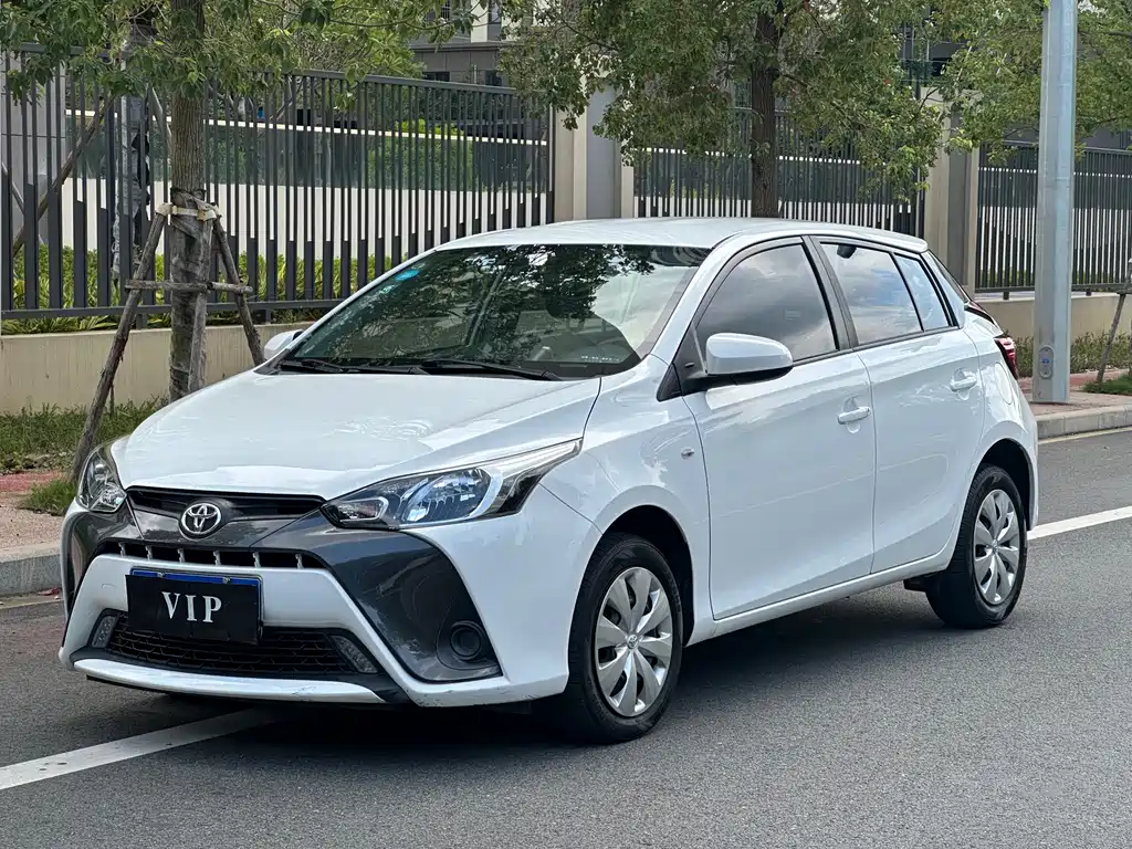 Toyota Yaris L