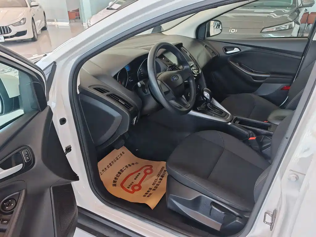 Ford Focus — миниатюра 4