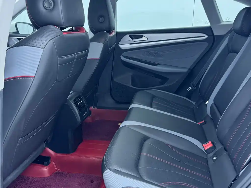 Volkswagen Lamando — миниатюра 11