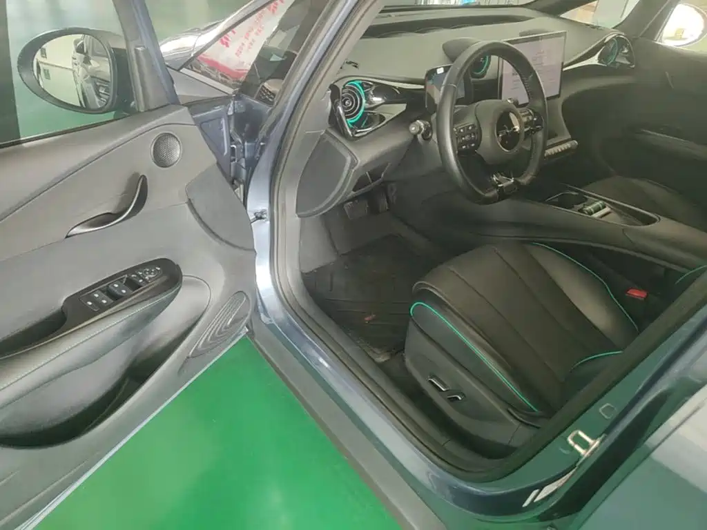 BYD Dolphin — миниатюра 16