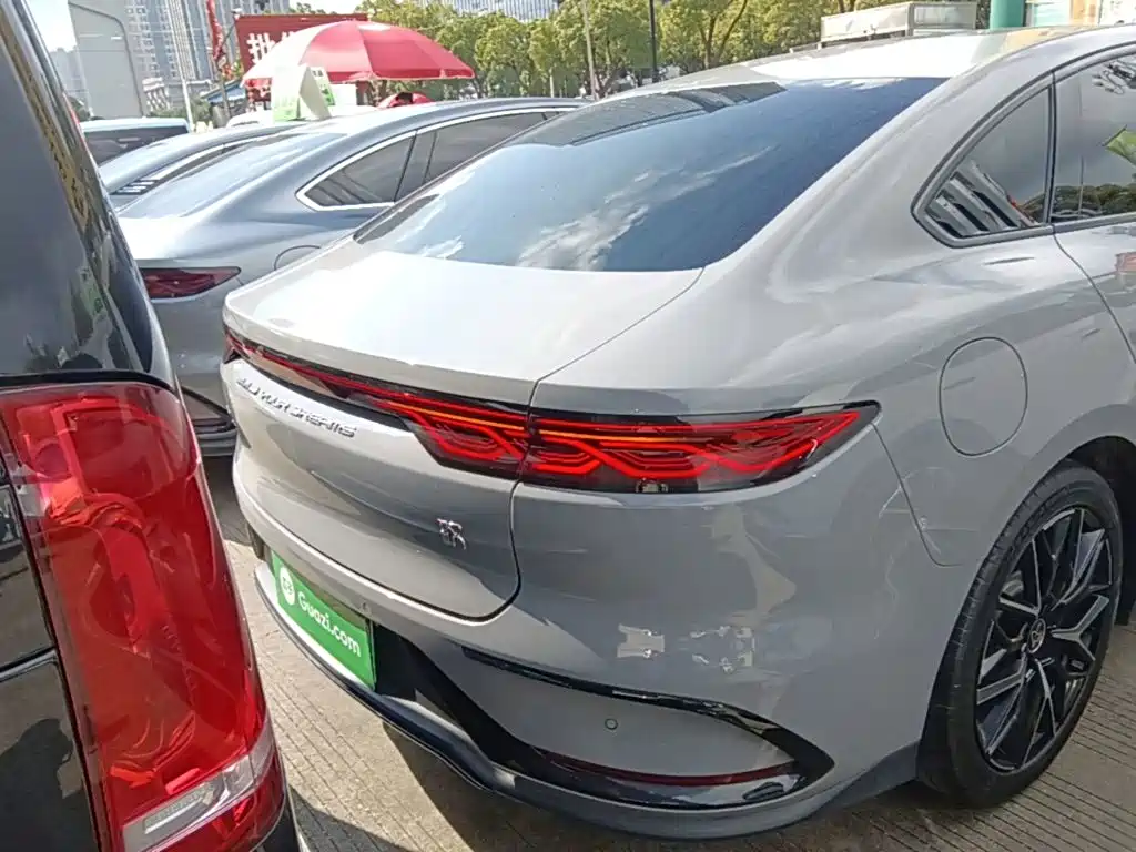 BYD Han — миниатюра 6