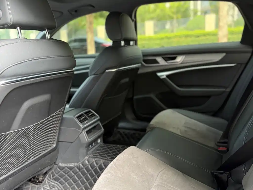 Audi A6L — миниатюра 6