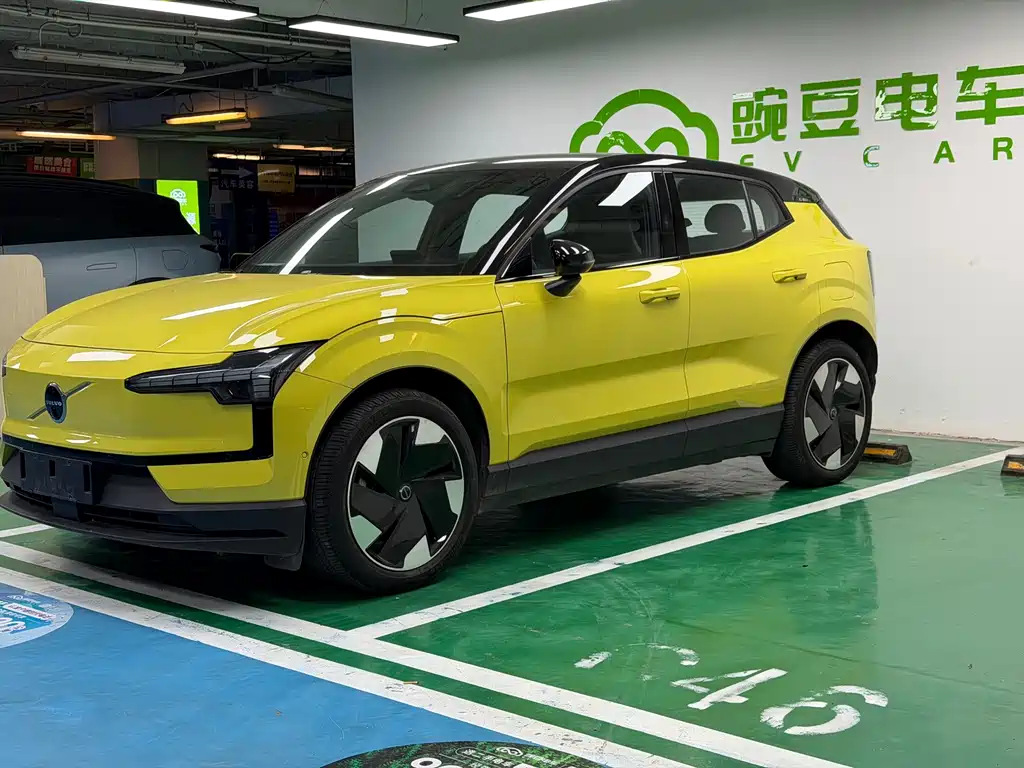 Volvo EX30 — миниатюра 4